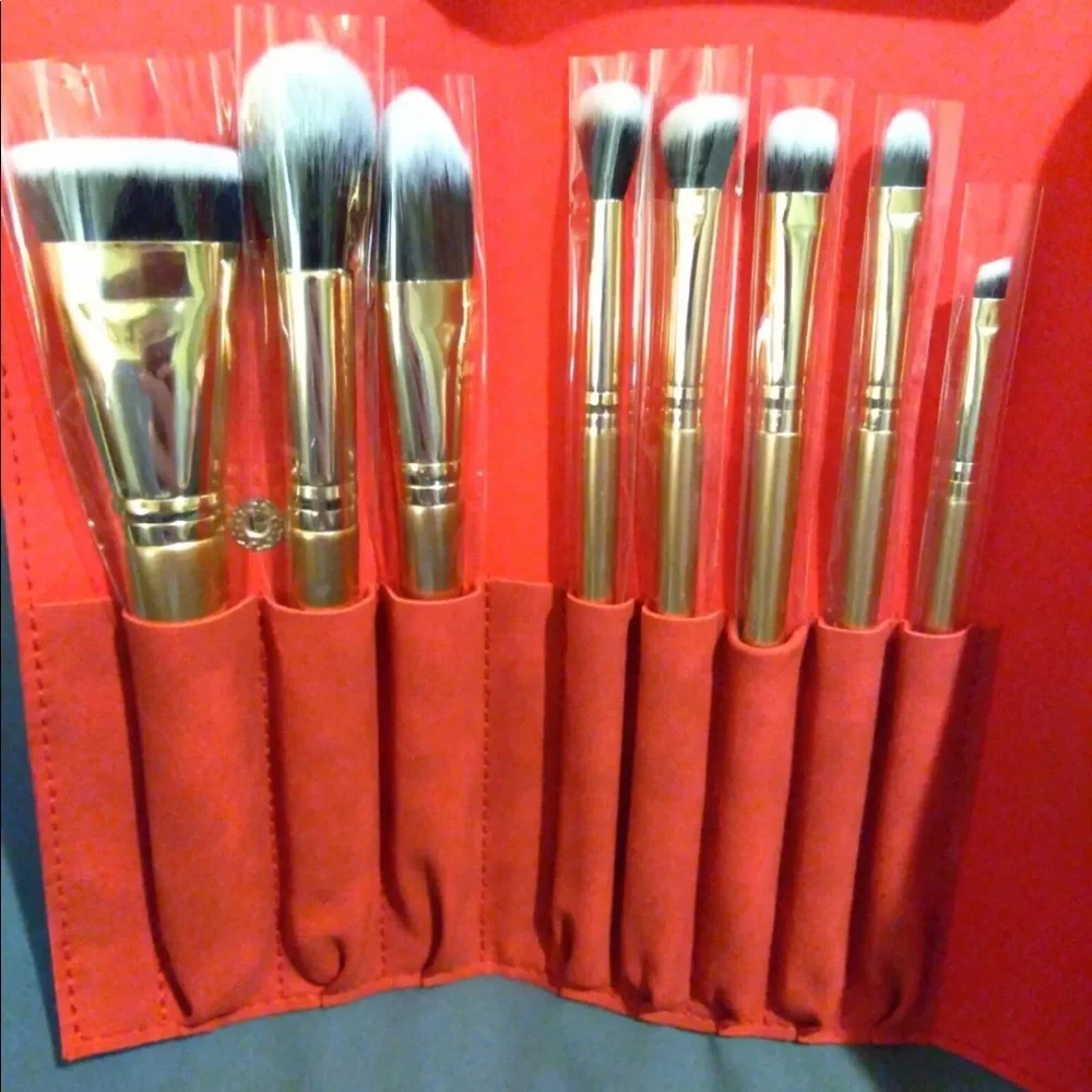 🌹 LUXIE - Glitter and Gold Brush Set with Pouch